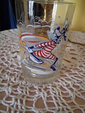 Vintage Walt Disney World 25th Anniversary Goofy Tumbler, McDonald's Collection